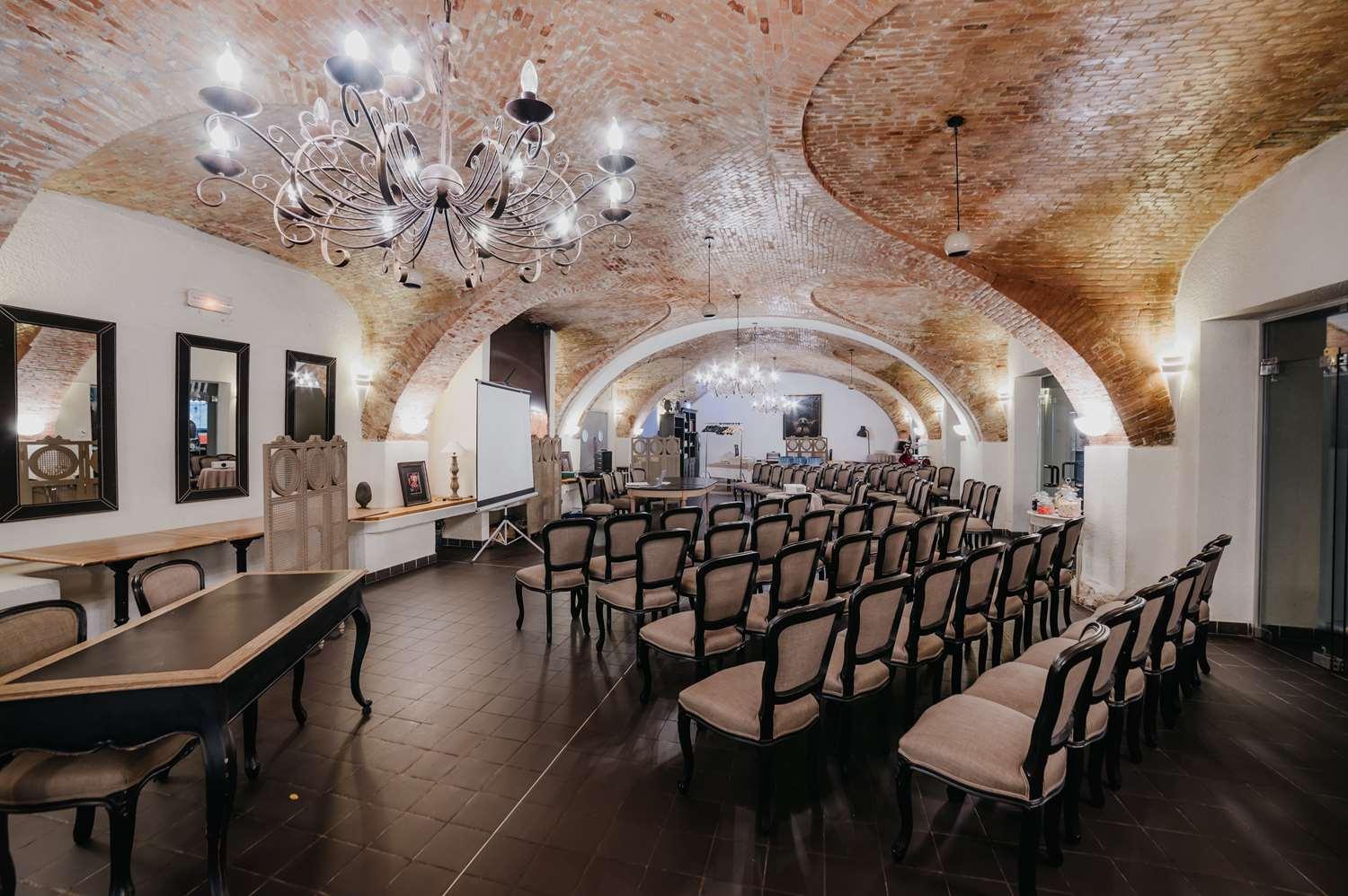 La Robeyere; Bw Signature Collection Hotel Embrun