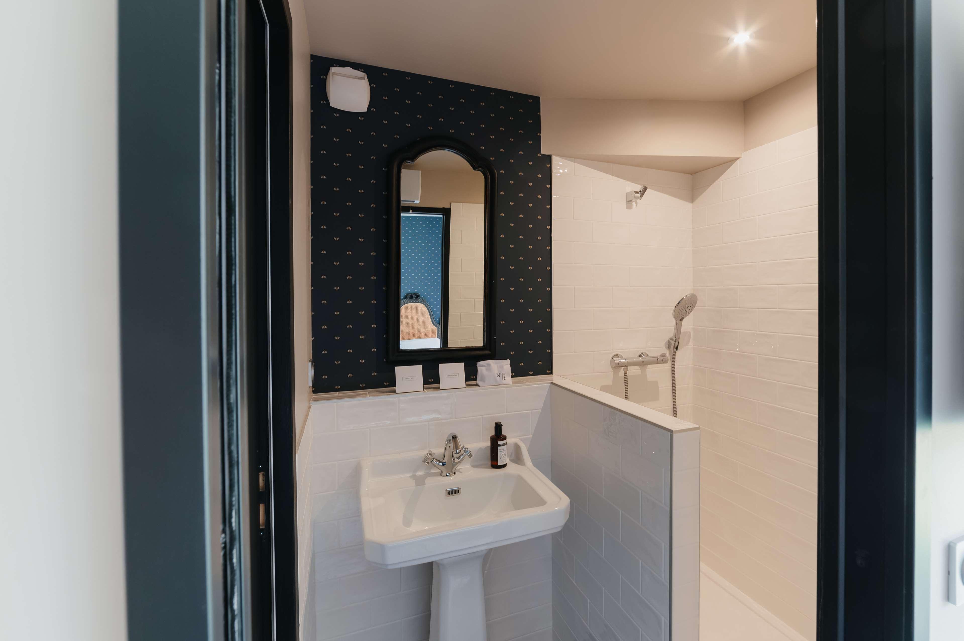 La Robeyere; Bw Signature Collection 4*