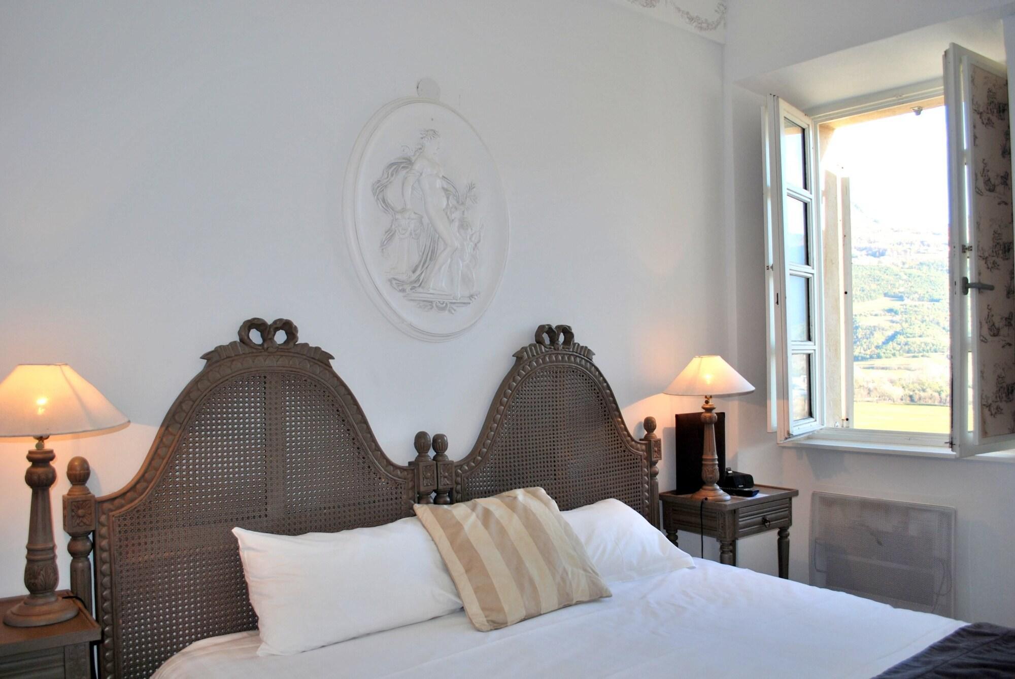 La Robeyere; Bw Signature Collection 4*